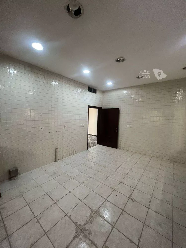 عمارة للبيع في شارع سعد بن سويد, حي المزروعية, مدينة الدمام, المنطقة الشرقية 11