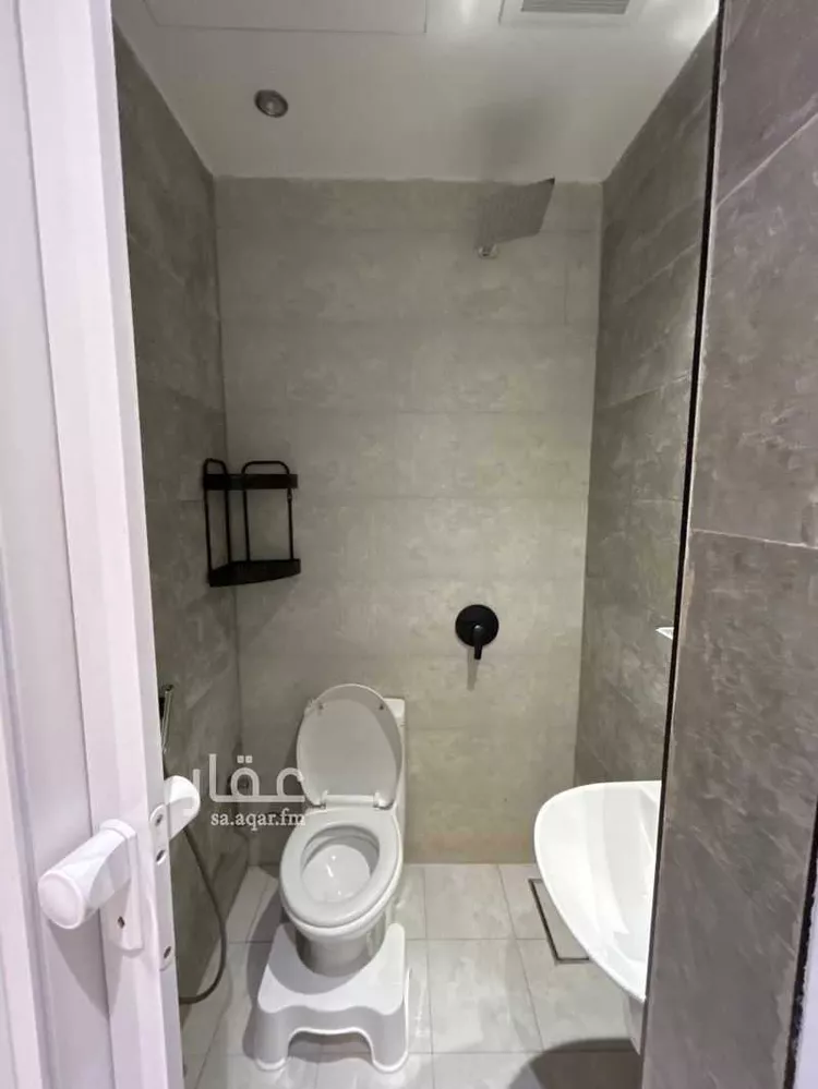 Studio for rent in Riyadh Al Malqa 8