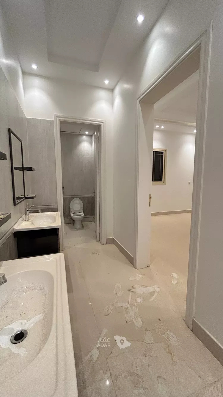 Villa for Rent in Riyadh Al Arid 9