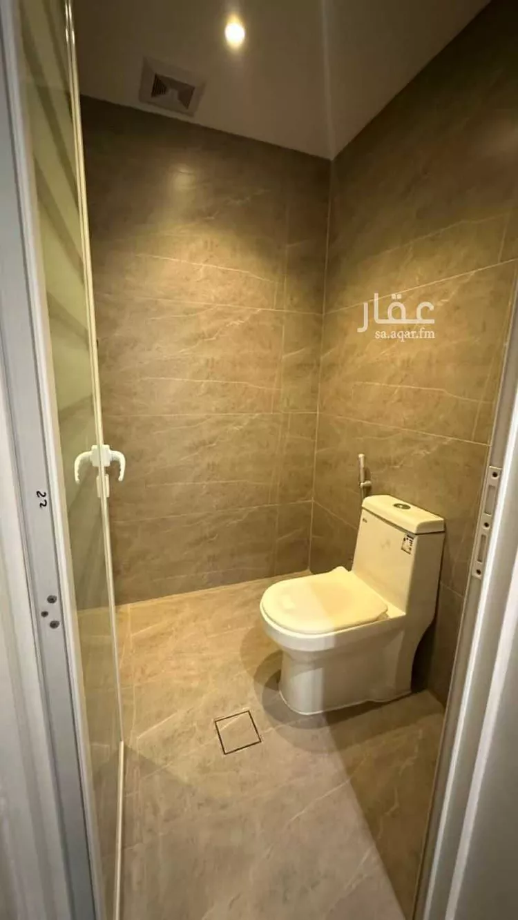 شقة للبيع في شارع شرحبيل بن أوس, حي ضاحية الملك فهد, مدينة الدمام, المنطقة الشرقية