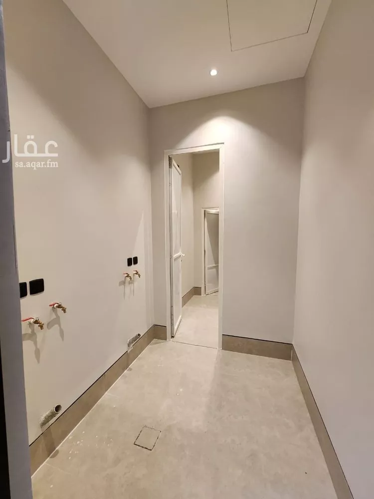 فيلا للبيع في شارع ربيعة بن عبدالله بن الهدير, حي العارض, مدينة الرياض, منطقة الرياض 9