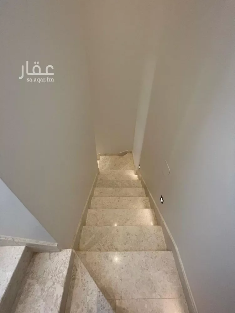 فيلا للبيع في شارع تركي بن حميد, حي الحمراء, مدينة الرياض, منطقة الرياض صورة 3