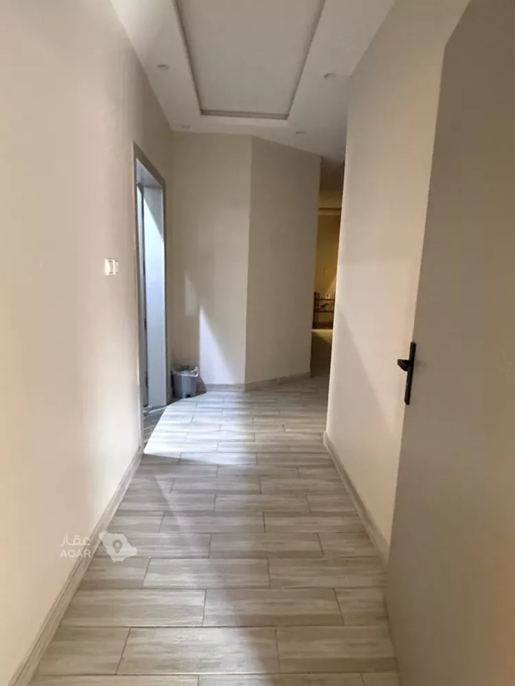 Floor for Sale in Khamis Mushait Al Mamurah 2