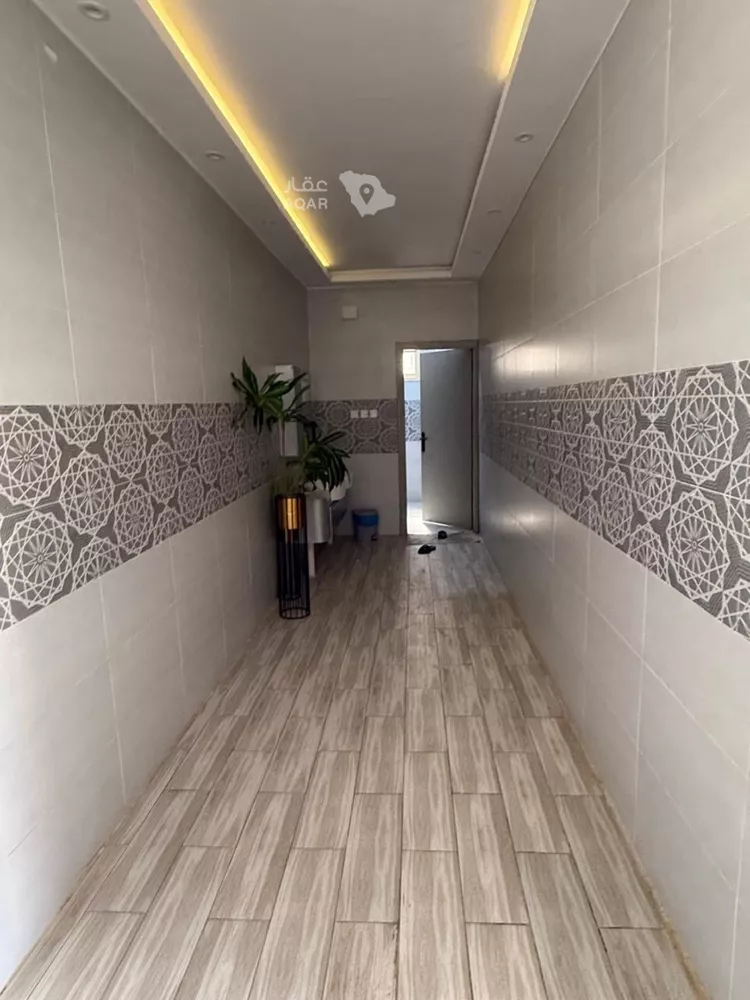 Floor for Sale in Khamis Mushait Al Mamurah 5
