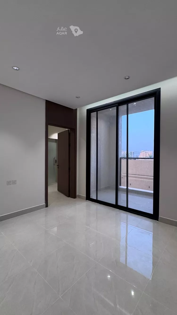 فيلا للبيع في شارع ابن رشيق المسيلي, حي الخليج, مدينة الرياض, منطقة الرياض 14