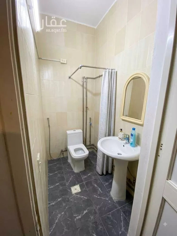 عمارة للإيجار في شارع زيد بن سهل, حي الصفاة, مدينة الجبيل, المنطقة الشرقية 6