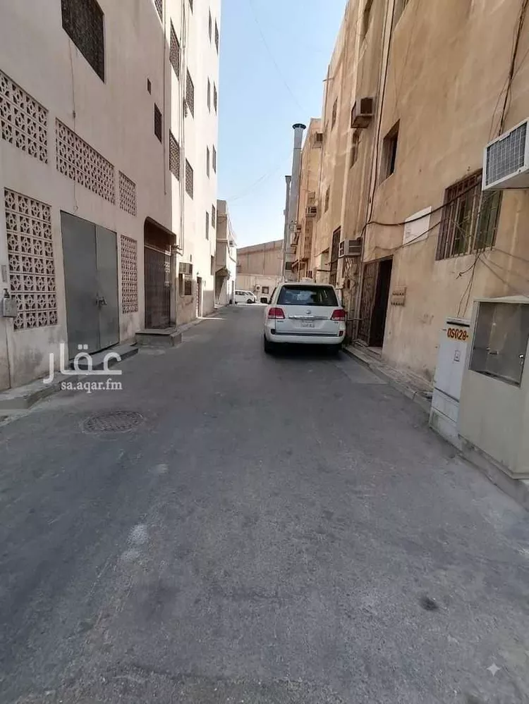 عمارة للإيجار في شارع زيد بن سهل, حي الصفاة, مدينة الجبيل, المنطقة الشرقية 8