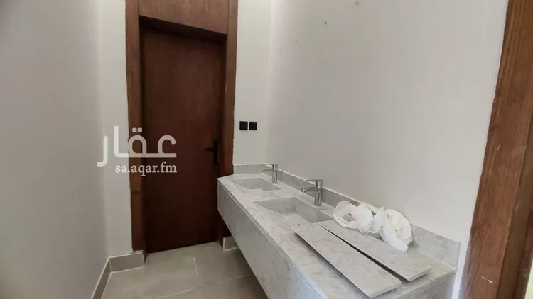فيلا للإيجار في شارع فني, حي بدر, مدينة الرياض, منطقة الرياض 8