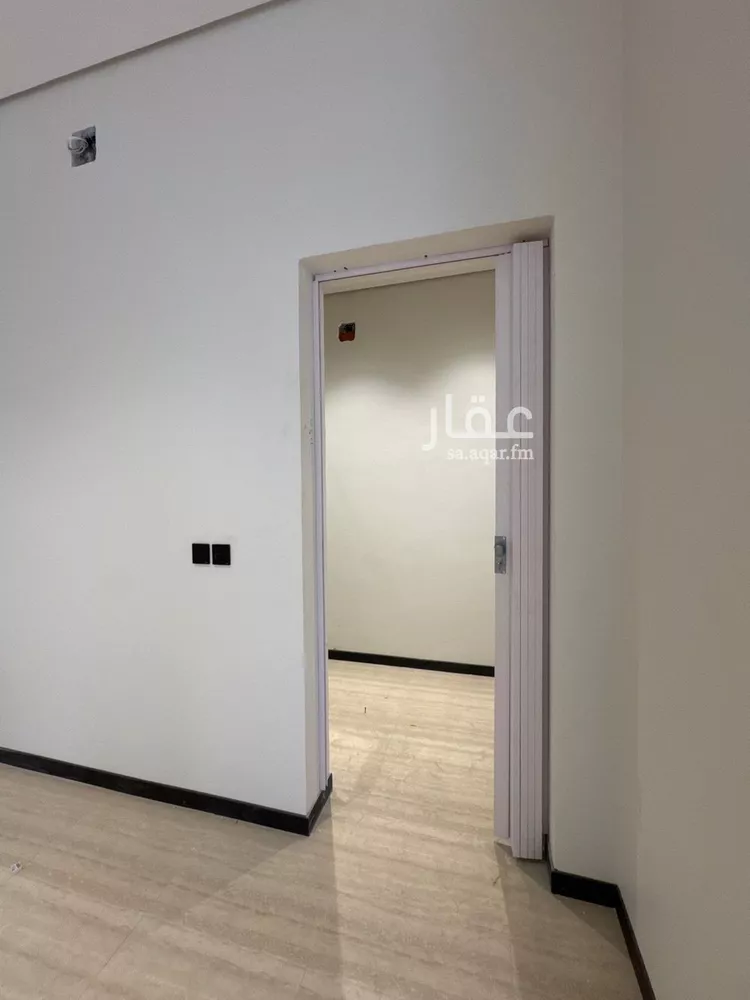 دور للبيع في شارع الطوق, حي الإزدهار, مدينة الرياض, منطقة الرياض 10
