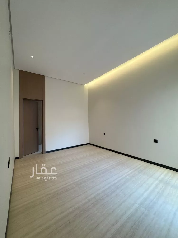 دور للبيع في شارع الطوق, حي الإزدهار, مدينة الرياض, منطقة الرياض 18