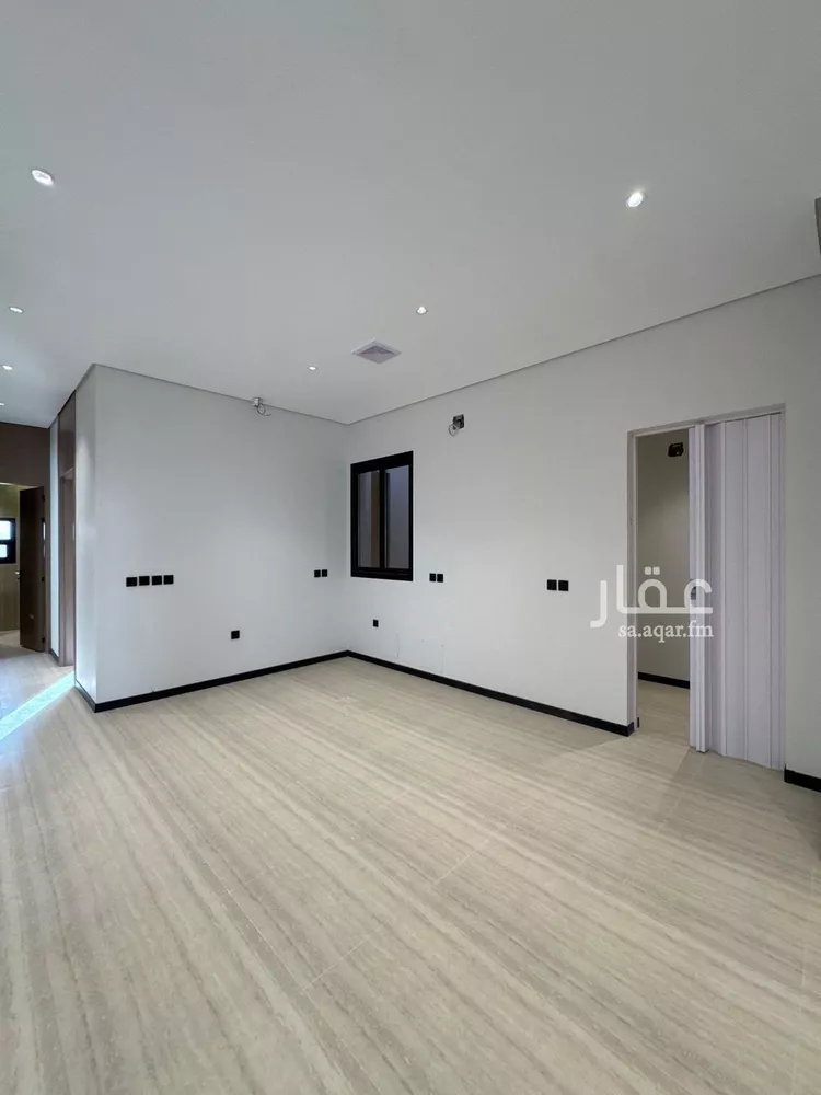 دور للبيع في شارع الطوق, حي الإزدهار, مدينة الرياض, منطقة الرياض 11