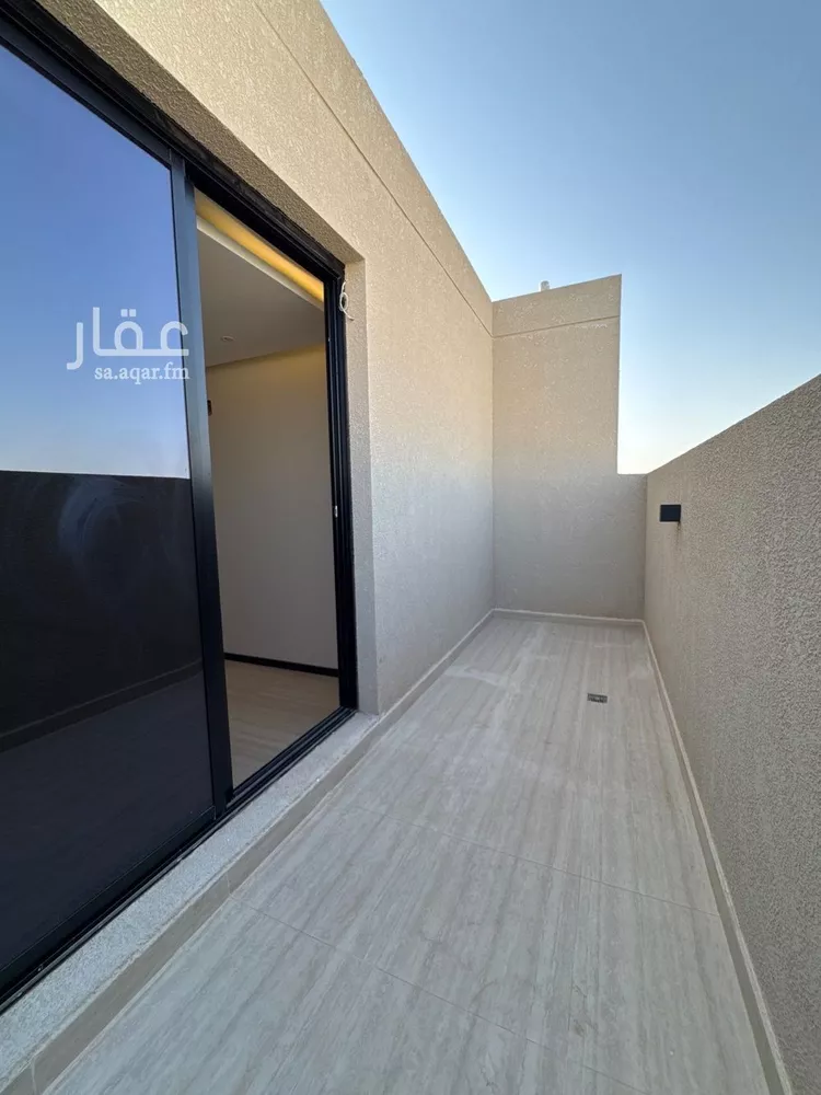 دور للبيع في شارع الطوق, حي الإزدهار, مدينة الرياض, منطقة الرياض 12