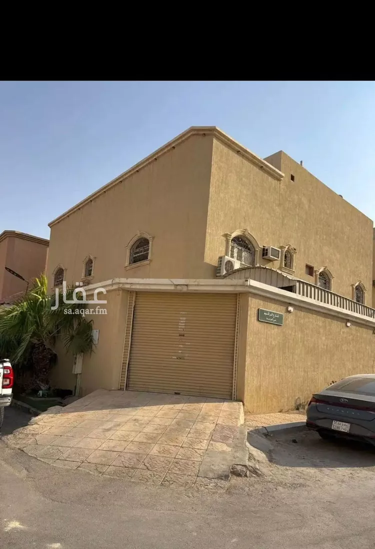 فيلا للبيع في شارع القادسي, حي العزيزية, مدينة الرياض, منطقة الرياض صورة 2