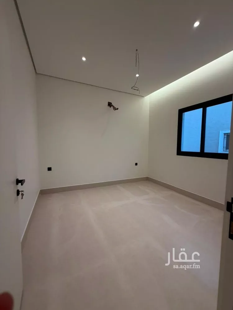 فيلا للبيع في شارع محمد بن نصر المرزوي, حي الرمال, مدينة الرياض, منطقة الرياض 6