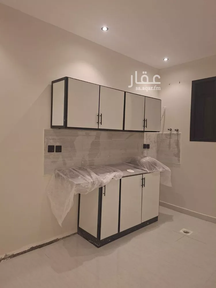 شقة للإيجار في شارع ابن مهنا, حي الروضة, مدينة الرياض, منطقة الرياض 11