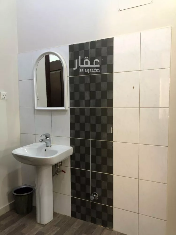 Apartment for Rent in Riyadh Al Malqa 9