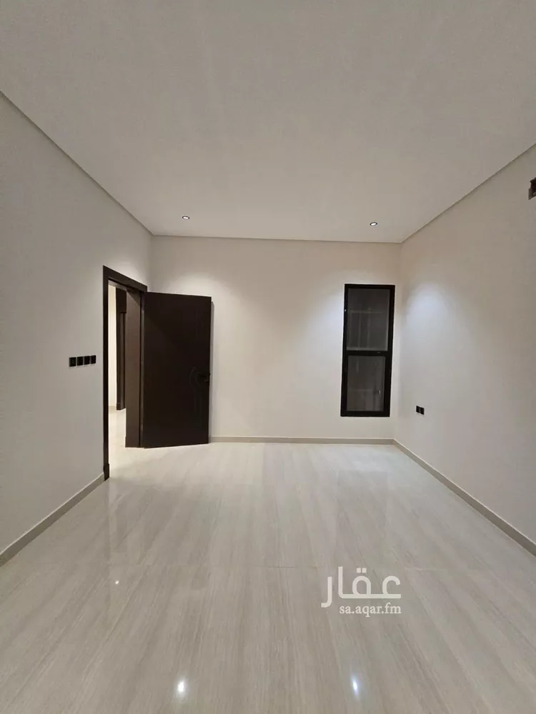 دور للبيع في شارع إسماعيل القيسي, حي عكاظ, مدينة الرياض, منطقة الرياض 15