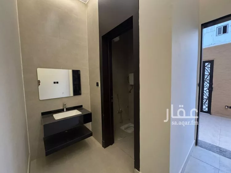دور للبيع في شارع الربيع بنت معوذ, حي طويق, مدينة الرياض, منطقة الرياض 11