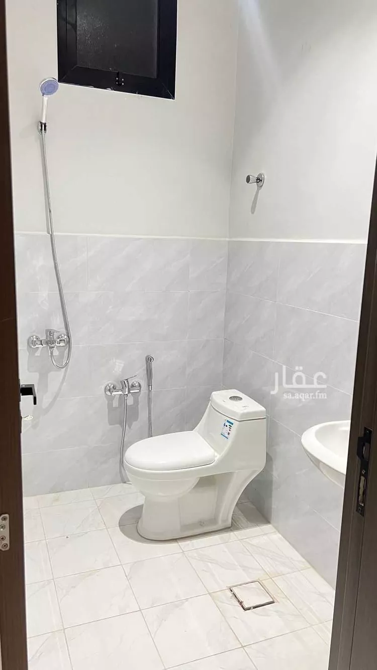 غرفة للإيجار في شارع عمرو ابن الحارث ابن كندة ابن عمرو ، حي الخزامي ، حائل ، منطقة حائل صورة 3