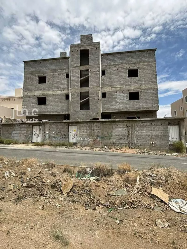 عمارة للبيع في شارع العمودة الجنوبية ، ابها ، منطقة عسير