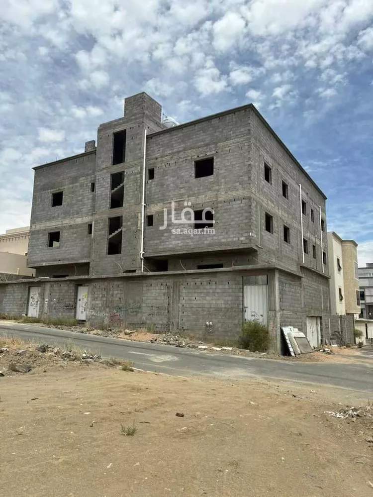 عمارة للبيع في شارع 2293911, حي الصناعية, مدينة أبها, منطقة عسير صورة 2