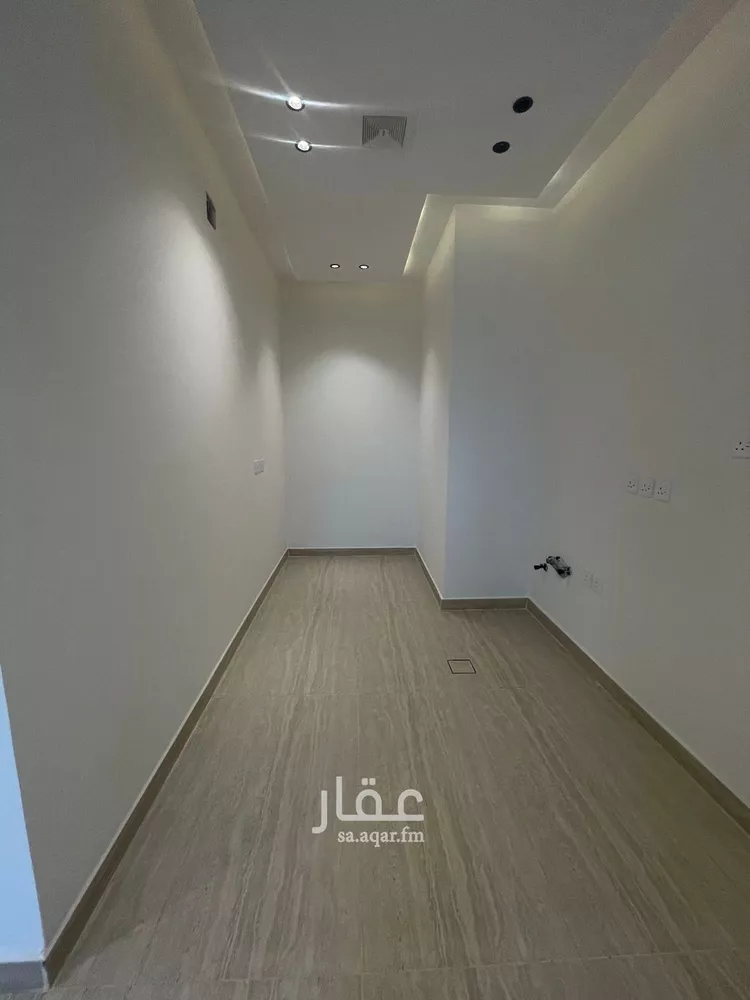 شقة للبيع في شارع محمد بن عوجان, حي الحزم, مدينة الرياض, منطقة الرياض صورة 3
