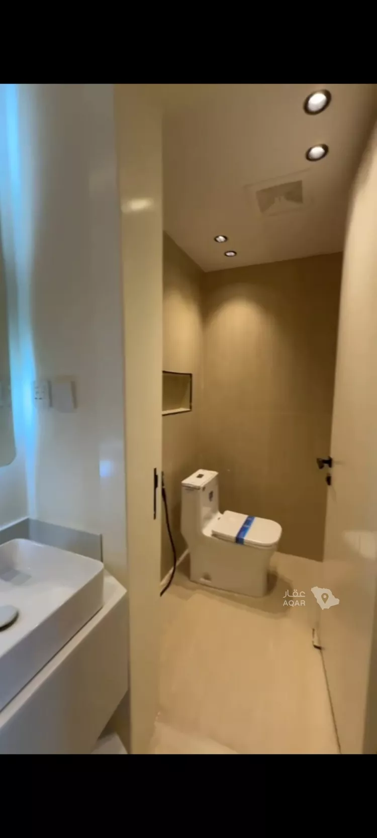 Apartment for Sale in Riyadh Al Hazm 7