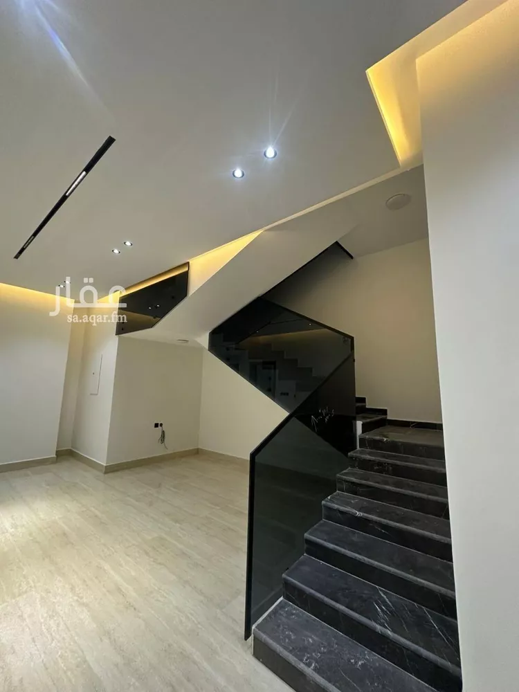 Villa for Sale in Riyadh Ar Rimal 7