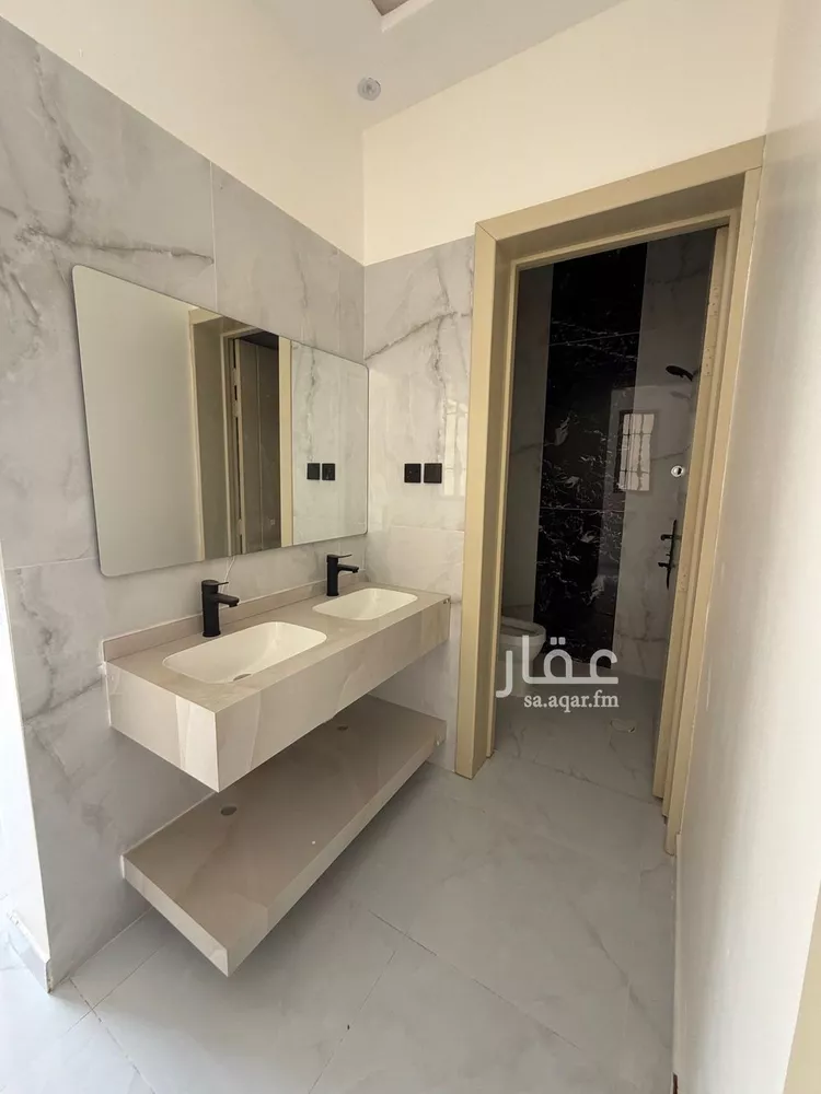فيلا للبيع في شارع عبدالواحد البقال, حي الدار البيضاء, مدينة الرياض, منطقة الرياض صورة 2