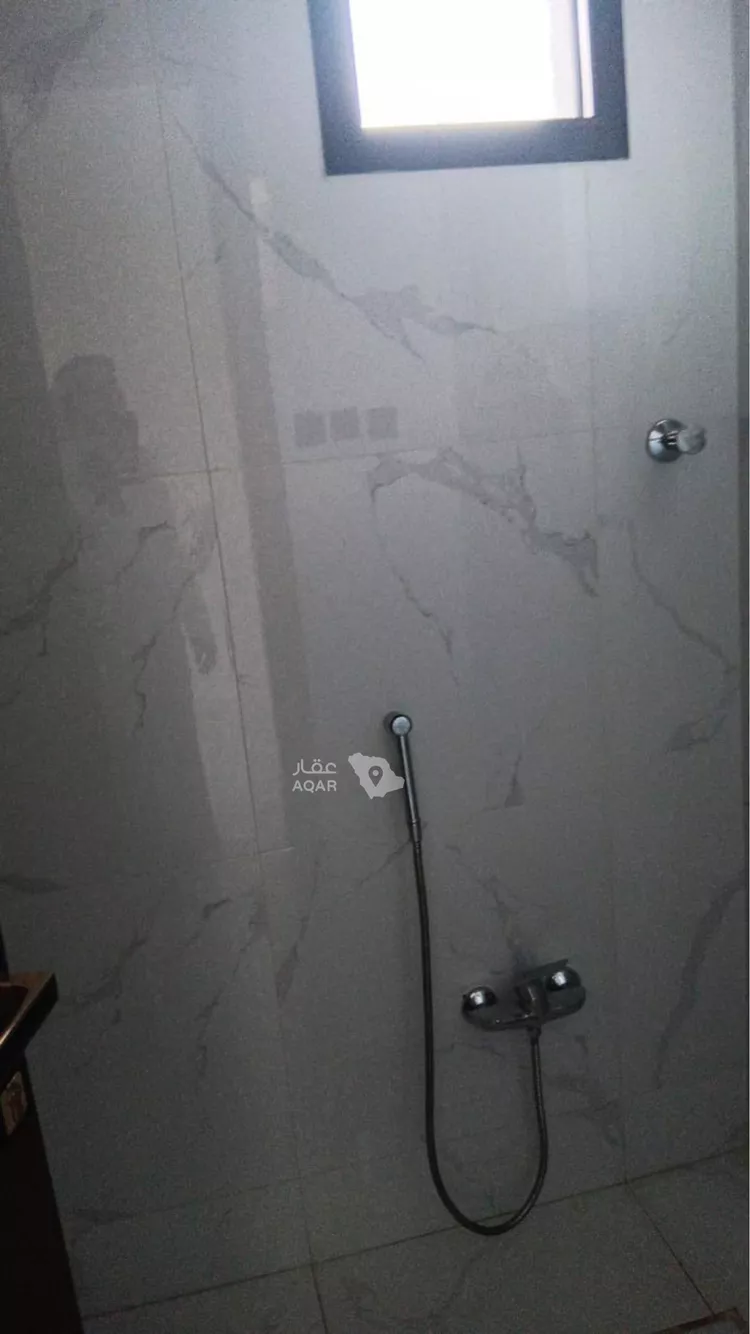 Floor for Sale in Riyadh Ad Dar Al Baida 4