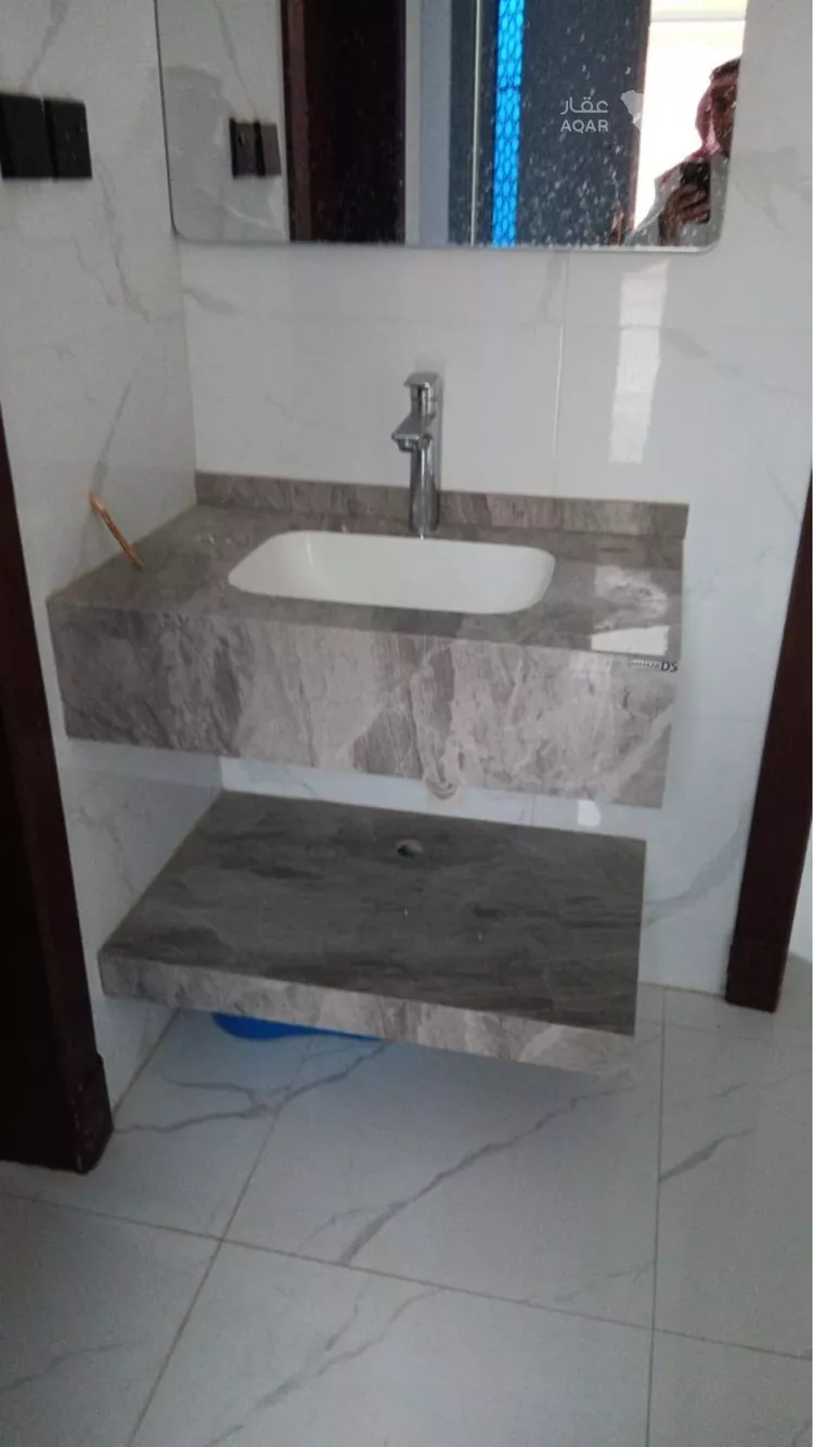 Floor for Sale in Riyadh Ad Dar Al Baida