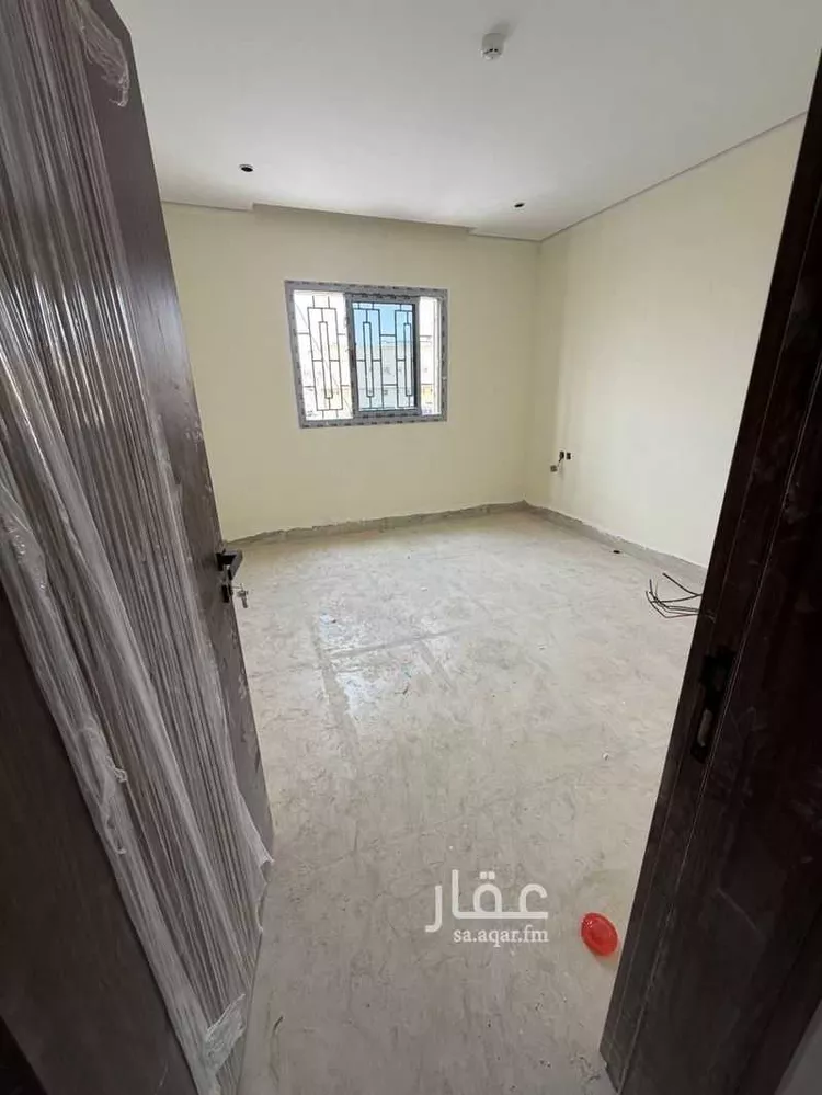مجمع للإيجار في شارع ابن أبي معاوية الأنصاري, حي الجرادية, مدينة الرياض, منطقة الرياض 8