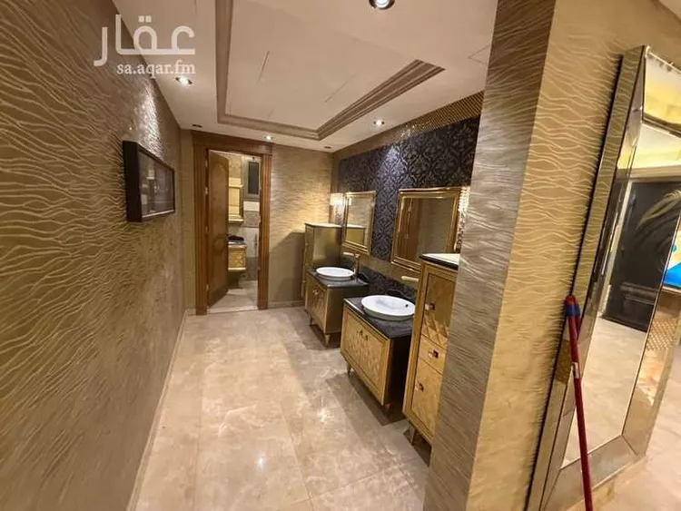 فيلا للبيع في شارع محمد الضرير, حي المرسلات, مدينة الرياض, منطقة الرياض 13