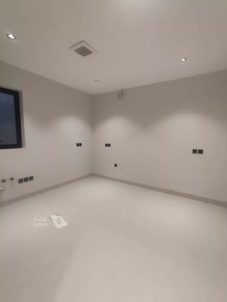 Floor for Sale in Riyadh Sultanah 12