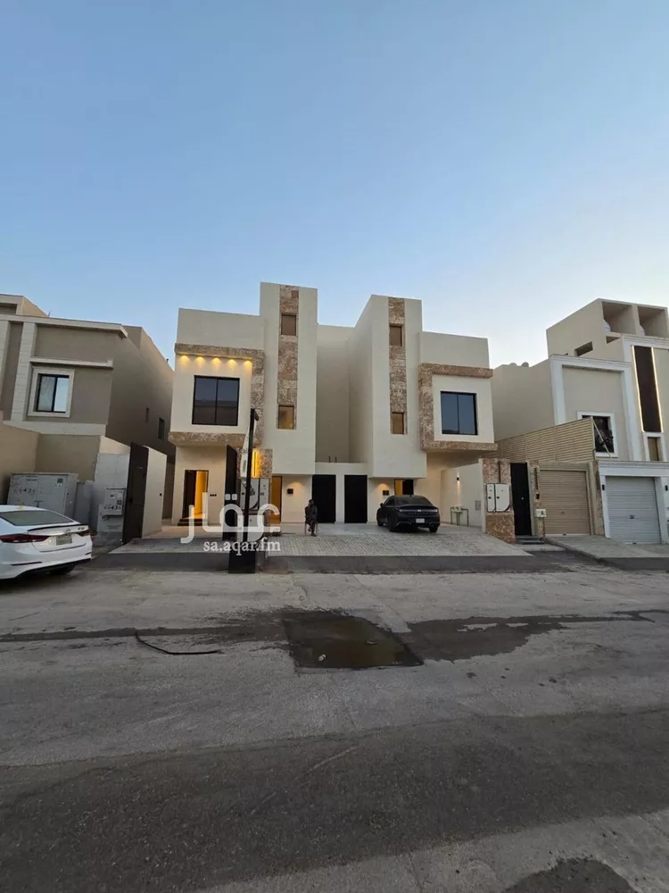 دور للبيع في شارع علي بن الحسن الخزرجي, حي عكاظ, مدينة الرياض, منطقة الرياض 12