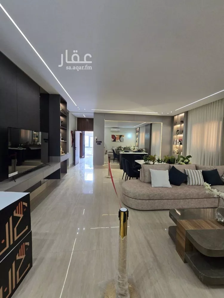 فيلا للبيع في شارع الحسن بن دينار, حي عكاظ, مدينة الرياض, منطقة الرياض 15