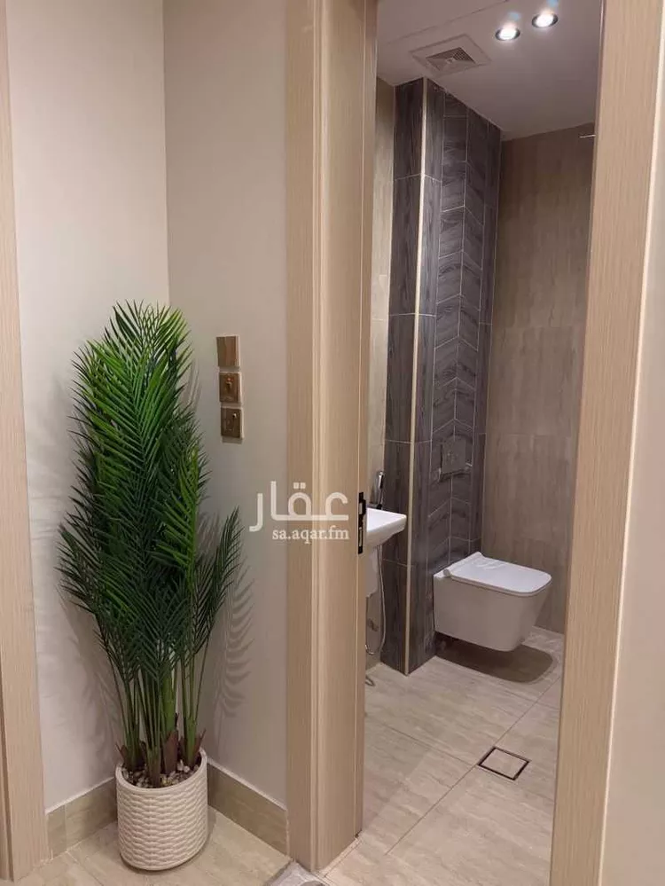 شقة للإيجار في حي الحمراء, مدينة الخبر, المنطقة الشرقية 7