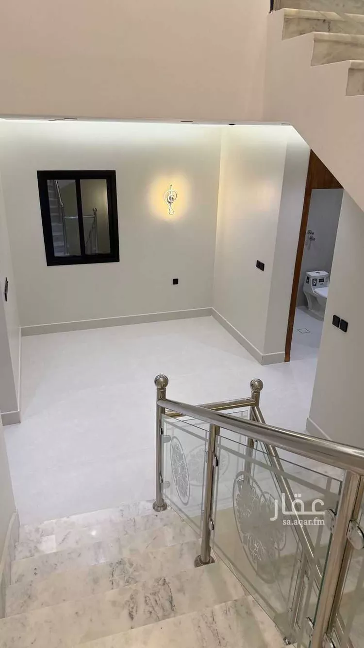 Villa for Sale in Al Hofuf Jonob Mansobi Al Taleem