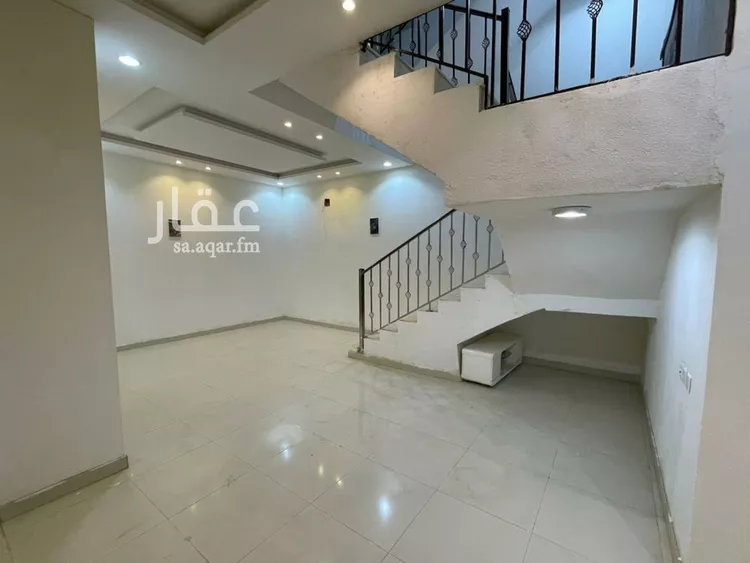 فيلا للإيجار في شارع خالد بن زهير الهذلي, حي بدر, مدينة الرياض, منطقة الرياض صورة 5