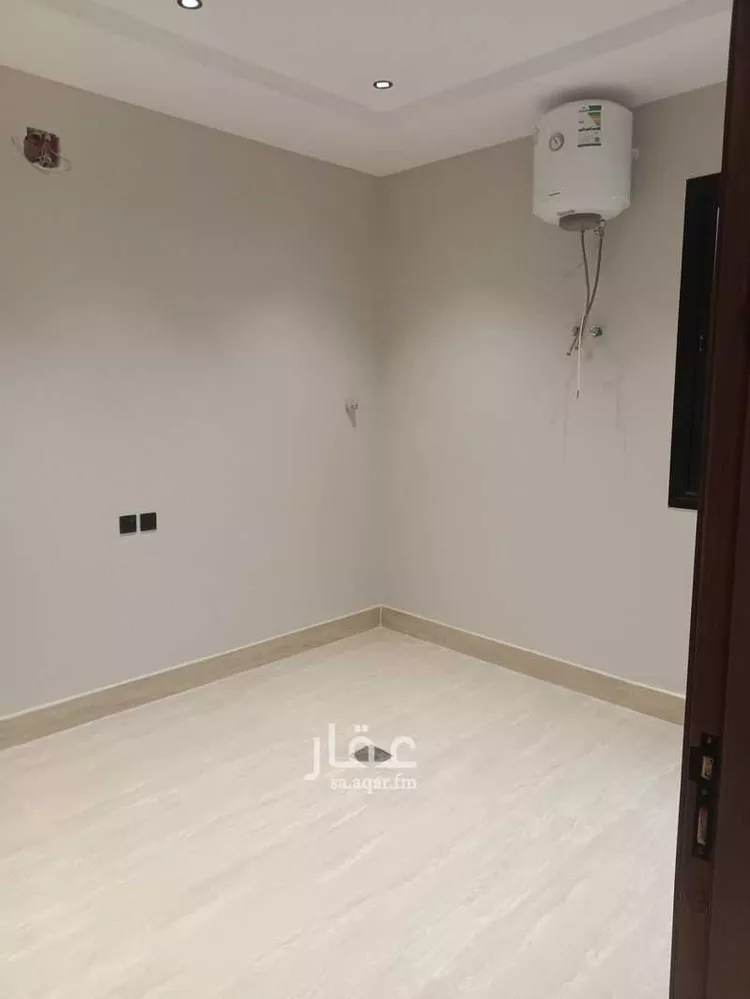 دور للبيع في شارع سعيد بن شعبان, حي طويق, مدينة الرياض, منطقة الرياض 15