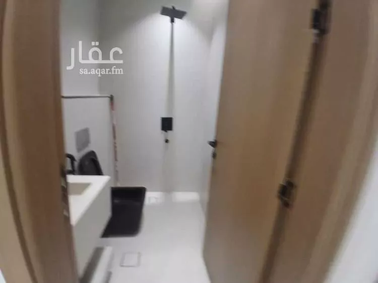فيلا للبيع في شارع أبي عمرو الياسري, حي بدر, مدينة الرياض, منطقة الرياض 9