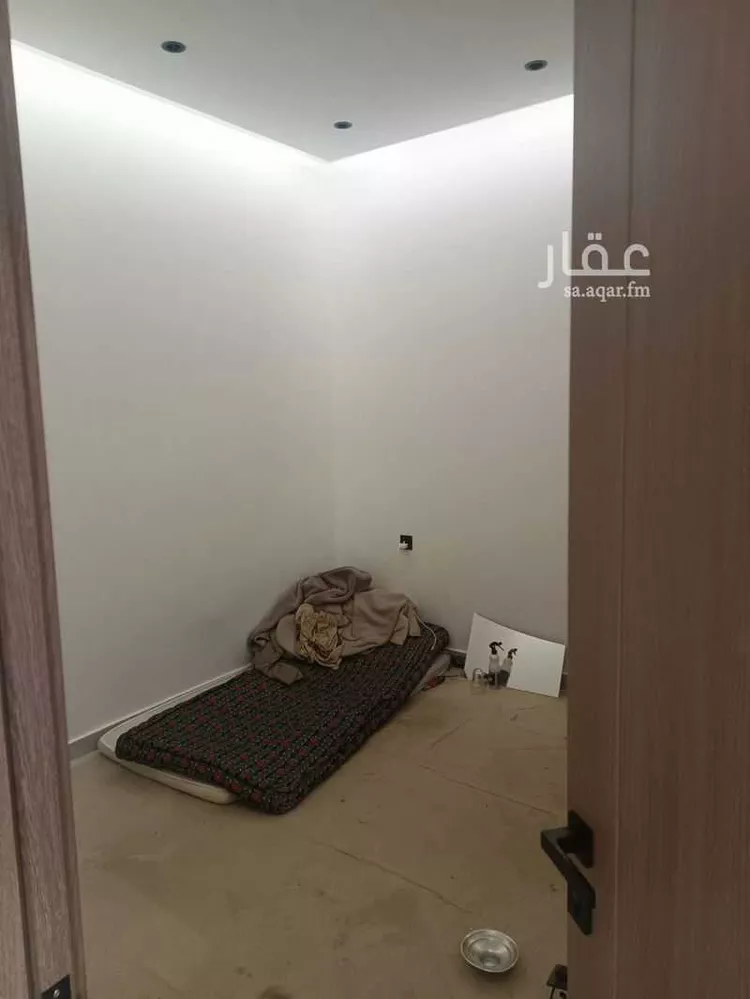 فيلا للبيع في شارع أبي عمرو الياسري, حي بدر, مدينة الرياض, منطقة الرياض 15