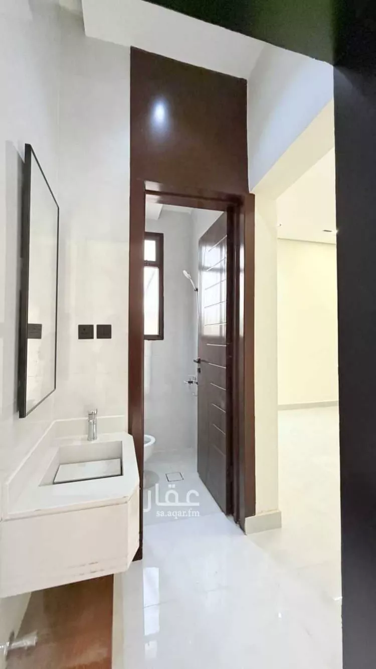 شقة للبيع في شارع غالب المحاربي, حي العزيزية, مدينة الرياض, منطقة الرياض 7
