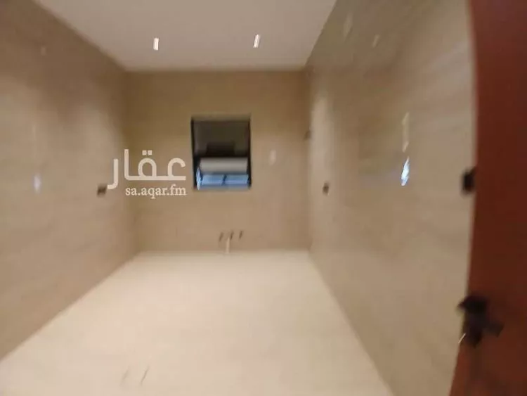 فيلا للبيع في شارع قريب من الدائري وخديجه , حي العريجاء الغربي, مدينة الرياض, منطقة الرياض 11
