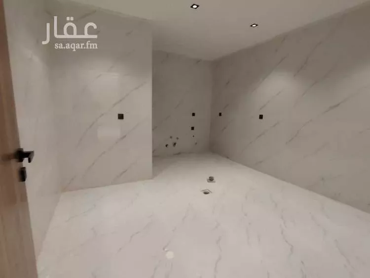 دور للبيع في شارع بعلبك, حي عكاظ, مدينة الرياض, منطقة الرياض صورة 5