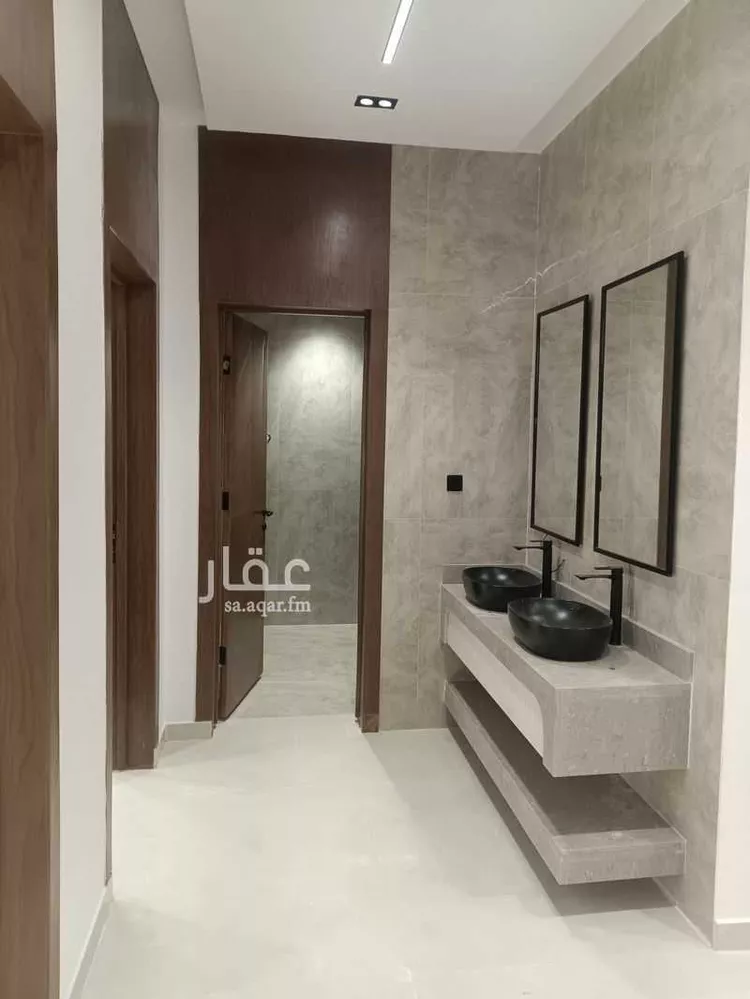 فيلا للبيع في شارع ماجد بن معيد, حي طويق, مدينة الرياض, منطقة الرياض 14