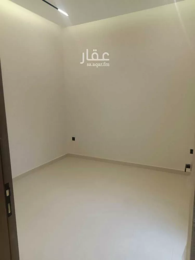 فيلا للبيع في شارع المزاريع, حي الحزم, مدينة الرياض, منطقة الرياض 17
