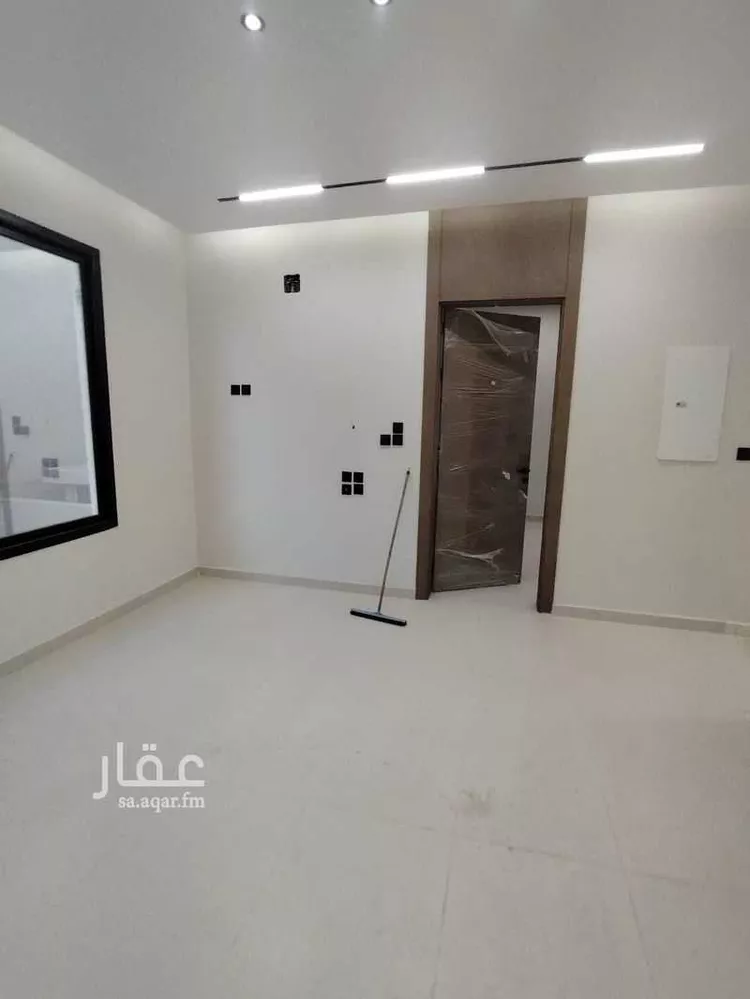 فيلا للبيع في شارع المزاريع, حي الحزم, مدينة الرياض, منطقة الرياض 11