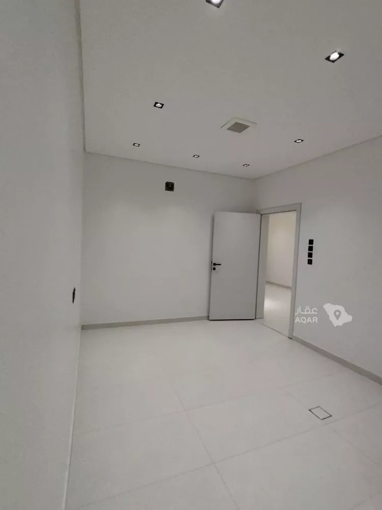دور للبيع في شارع جبل المكبر, حي الدريهمية, مدينة الرياض, منطقة الرياض صورة 5