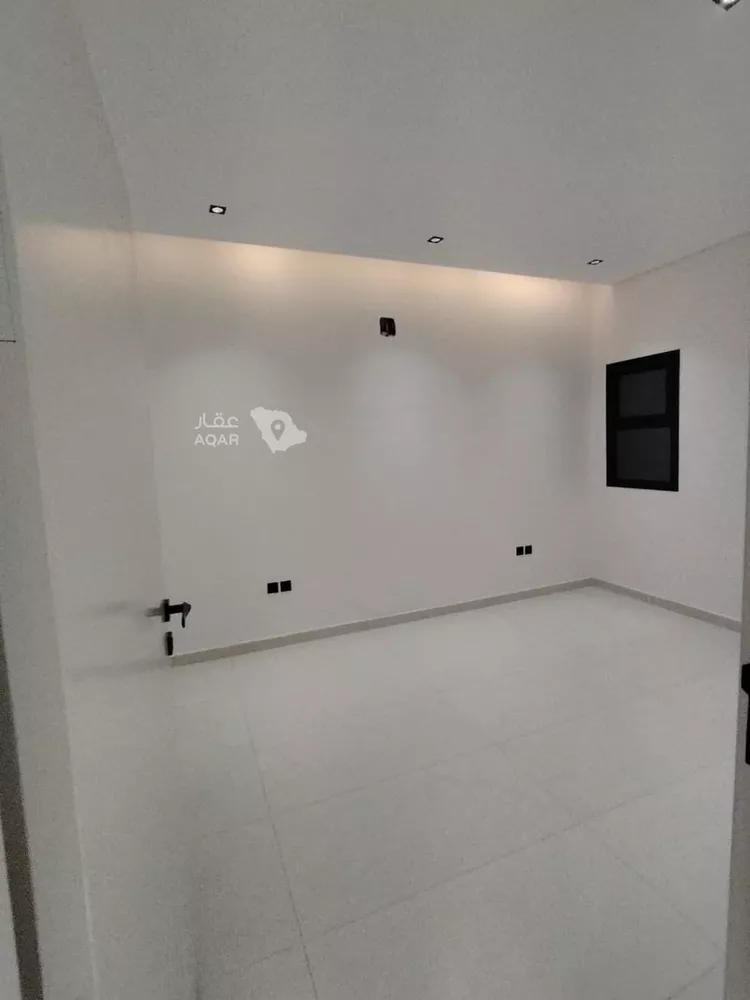 Floor for Sale in Riyadh Ad Duraihimiyah 7